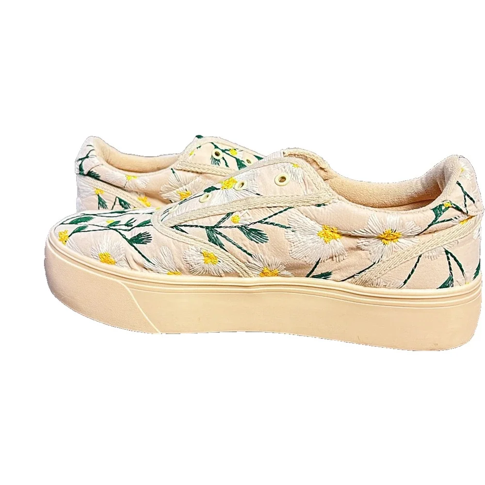 RocketDog Daisy Embroidered Platform Slip-On Sneakers — Cream Floral Canvas 11